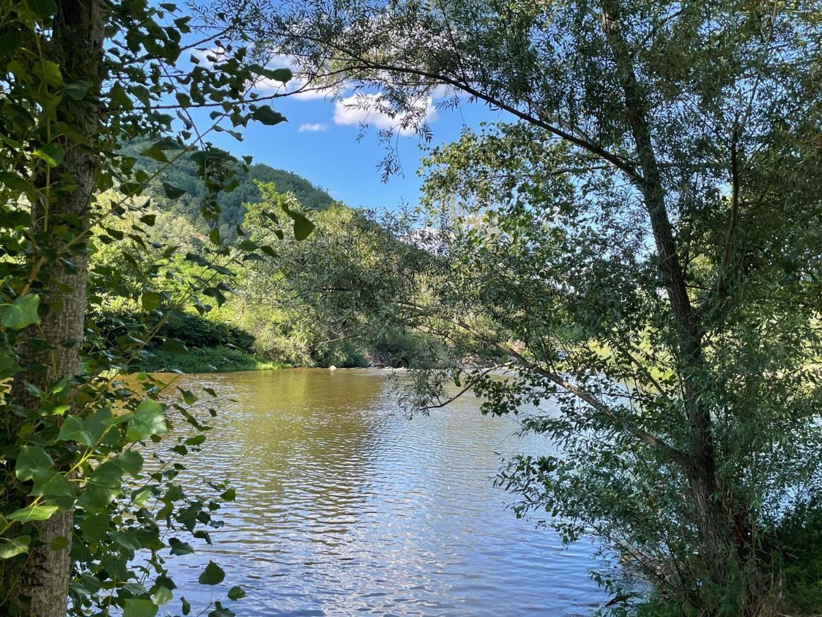 Camping Avec Piscine Et Riviere A Tournon Sur Rhone Ardeche Exteriör bild