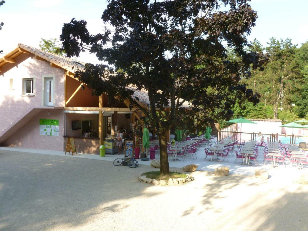 Camping Avec Piscine Et Riviere A Tournon Sur Rhone Ardeche Exteriör bild